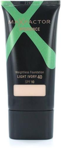 Max Factor Xperience Weightless Foundation - 40 Light Ivory
