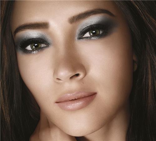 Maybelline Color Show Mono - 22 Black Out - Oogschaduw