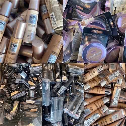Foundation L'oreal Maybelline Carton assortiment fond de teint (50 STUKS)