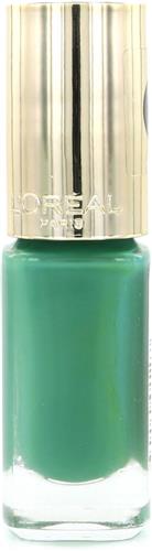 L'Oréal Color Riche Nagellak - 196 Feather Green