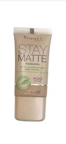 Stay Matte Liquid Foundation