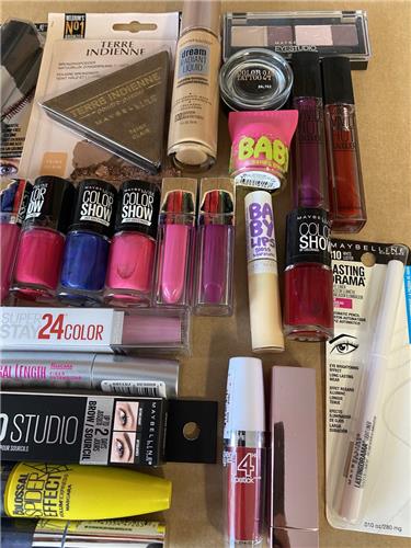 Gemey Maybelline Carton Mixte de 30 Unité A( 2,99 unité)